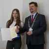 Burmistrz wręczył nagrody laureatom konkursu plastycznego