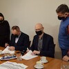 Podpisanie umowy na remont ul. Chrobrego