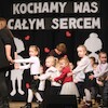 Przedstawienie przedszkolaków z Czerwonego Kapturka