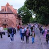 Spacer w Noc Świętojańską