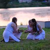 Spacer w Noc Świętojańską