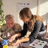 Twórcze spotkanie przy glinie - malborscy Seniorzy poznali tajniki lepienia z gliny
